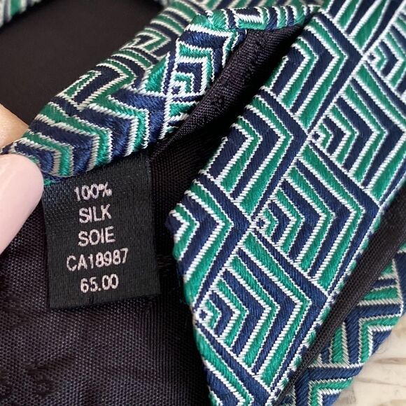 Vintage Aquascutum of London 100% Silk Tie Geometric Print - Picture 7 of 9